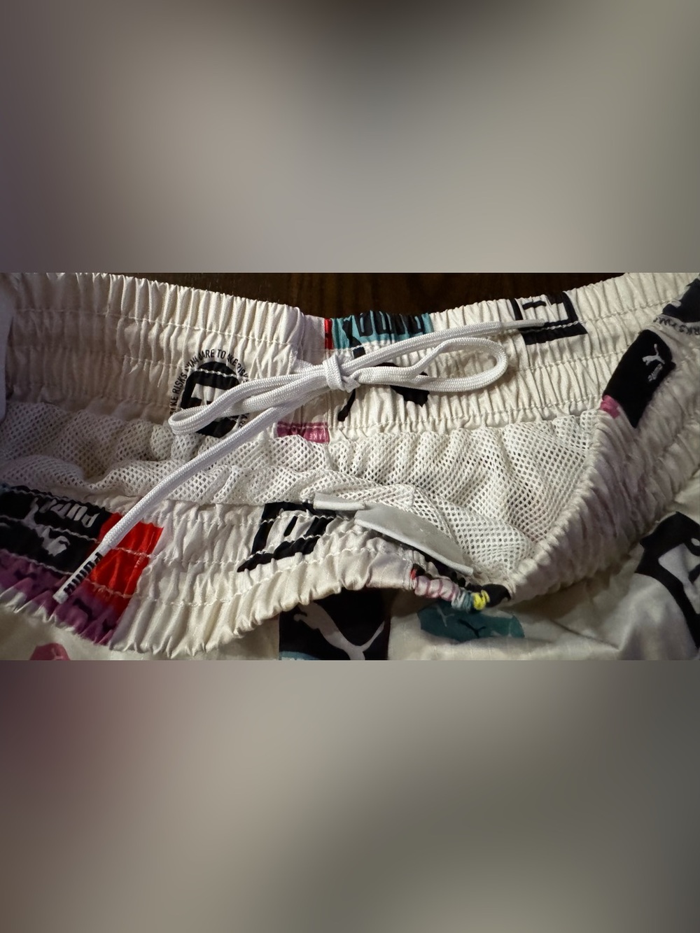 Puma size M board shorts athletic all over print logo beach sports - Picture 4 of 13